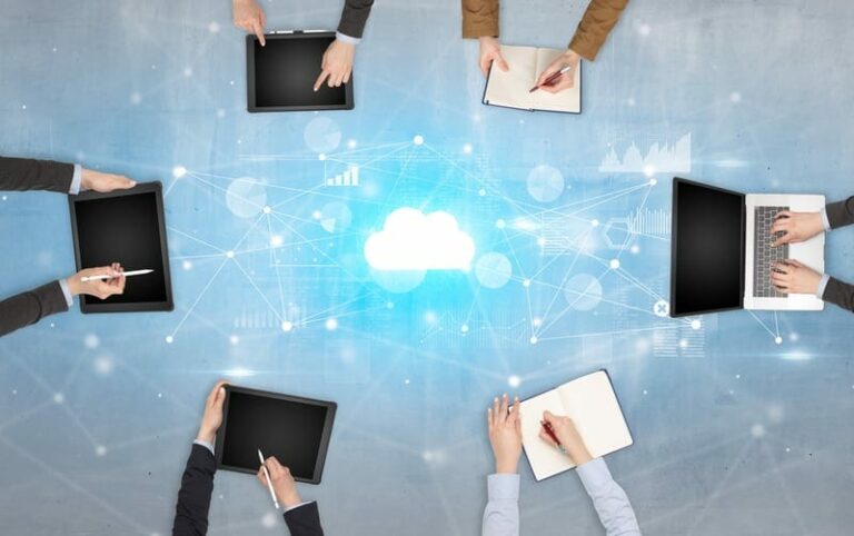 Team reviewing cloud computing governance evidence for AI contracts, subprocessors and transfers.